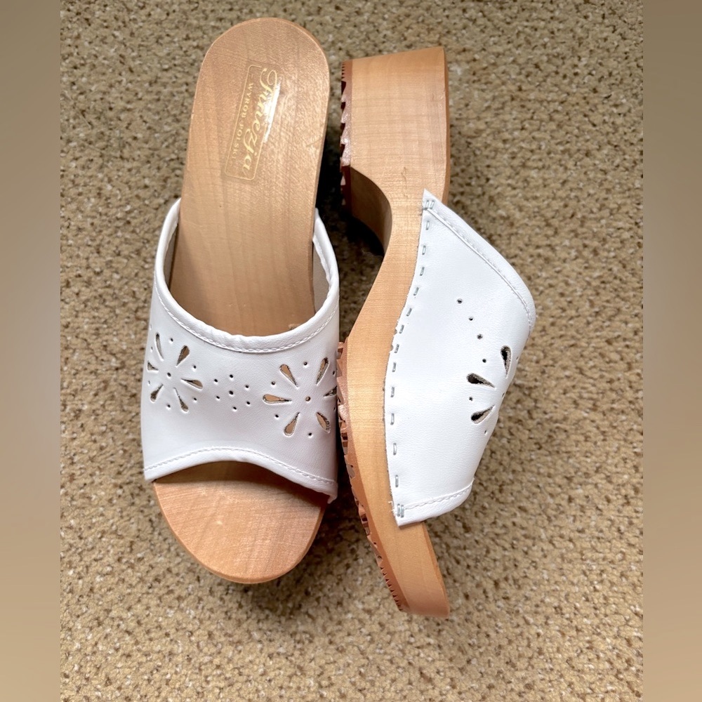 White leather - Wooden clogs made in Poland - New